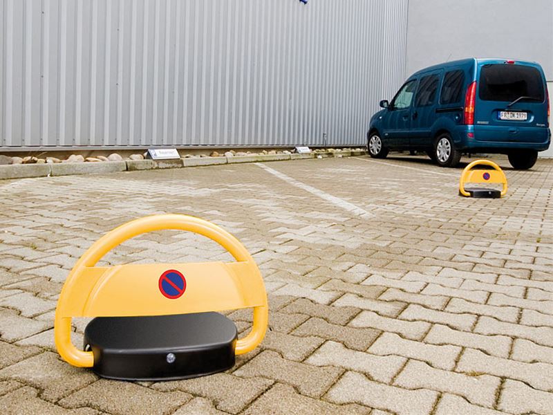 Parking Block dissuasore elettrico parcheggi - Ecotecno Srls - Innovative  ideas and technologies